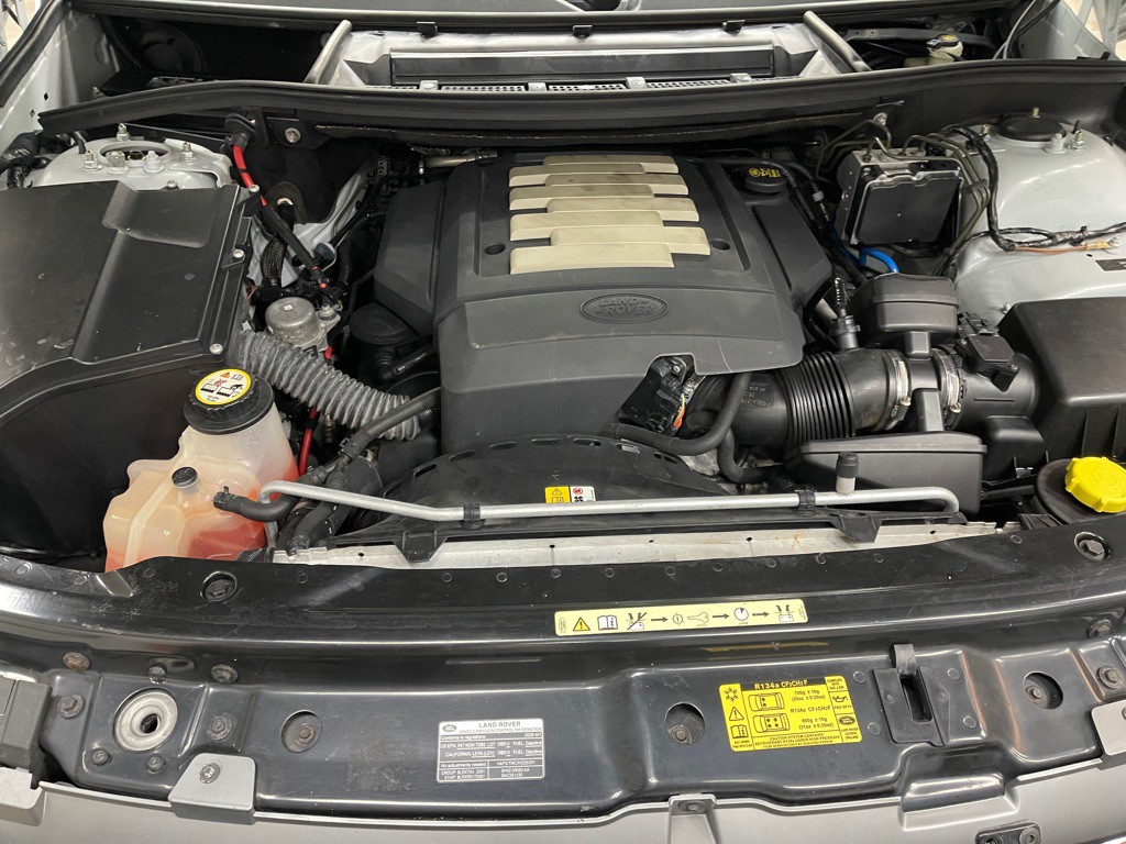 2008 Land Rover Range Rover Image 28