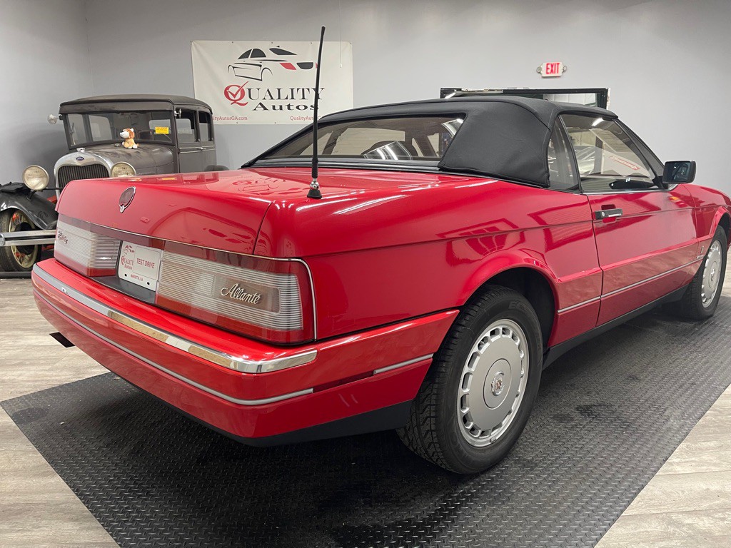 1989 Cadillac Allante Image 12