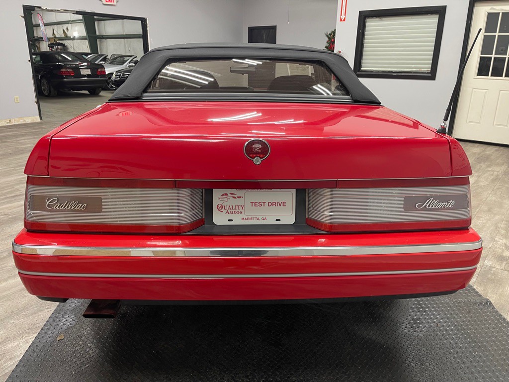 1989 Cadillac Allante Image 14