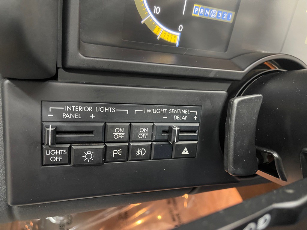 1989 Cadillac Allante Image 36