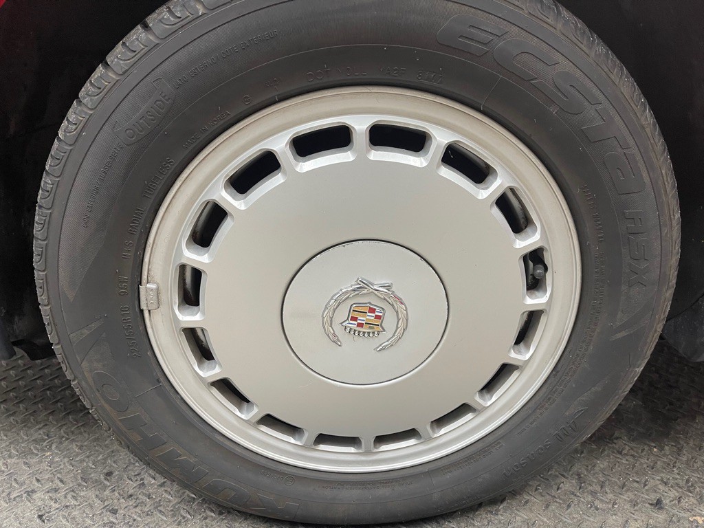 1989 Cadillac Allante Image 39