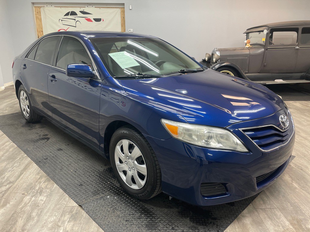 2010 Toyota Camry Image 10