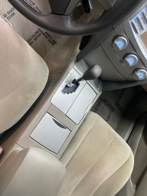 2010 Toyota Camry Image 22