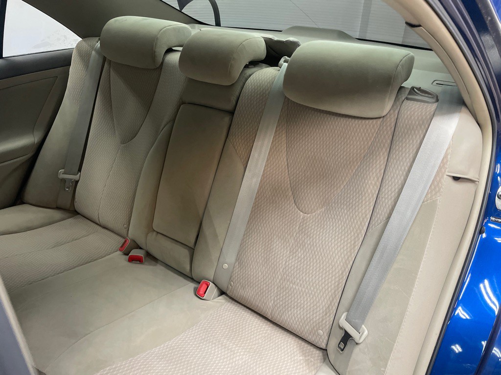 2010 Toyota Camry Image 26