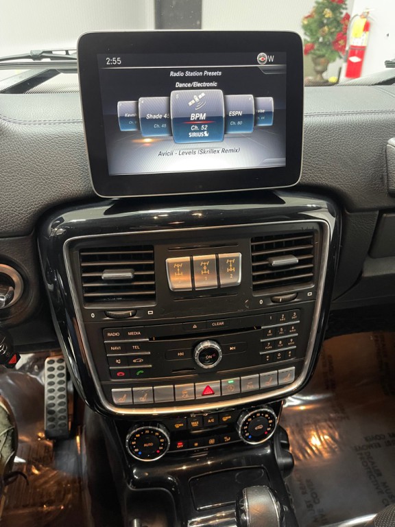 2017 Mercedes-Benz G-Class Image 21