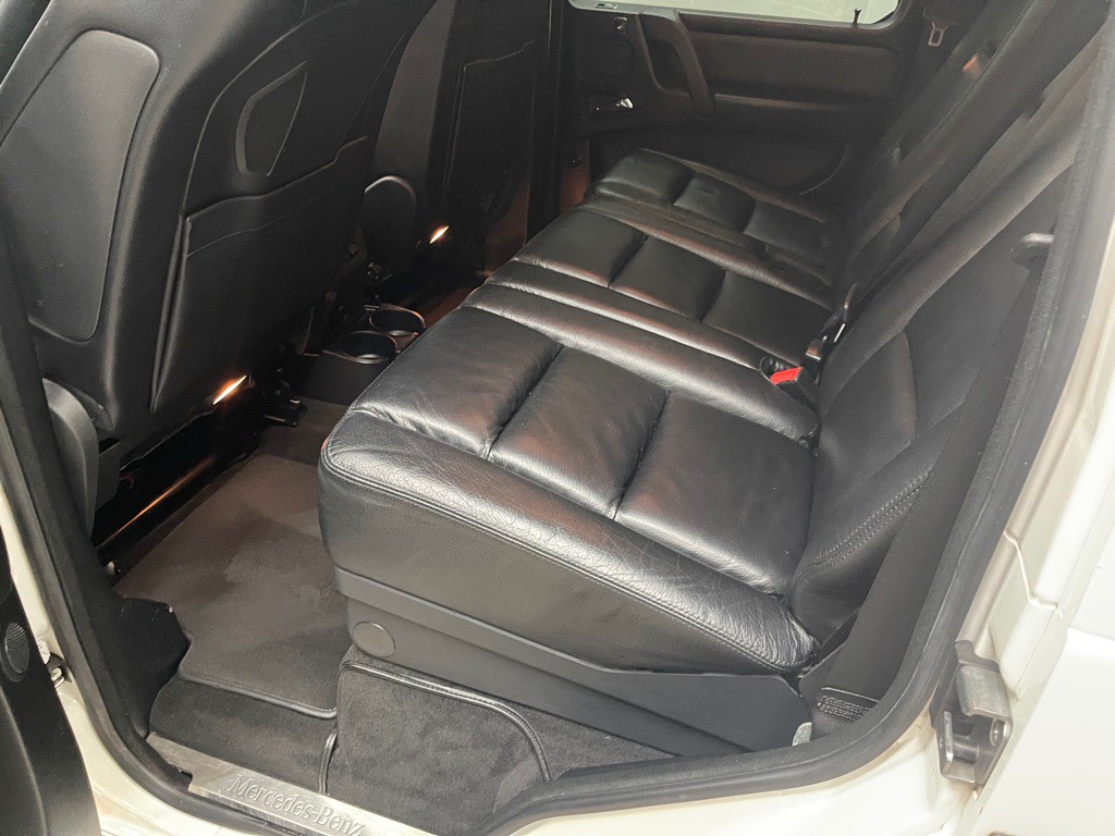 2017 Mercedes-Benz G-Class Image 24