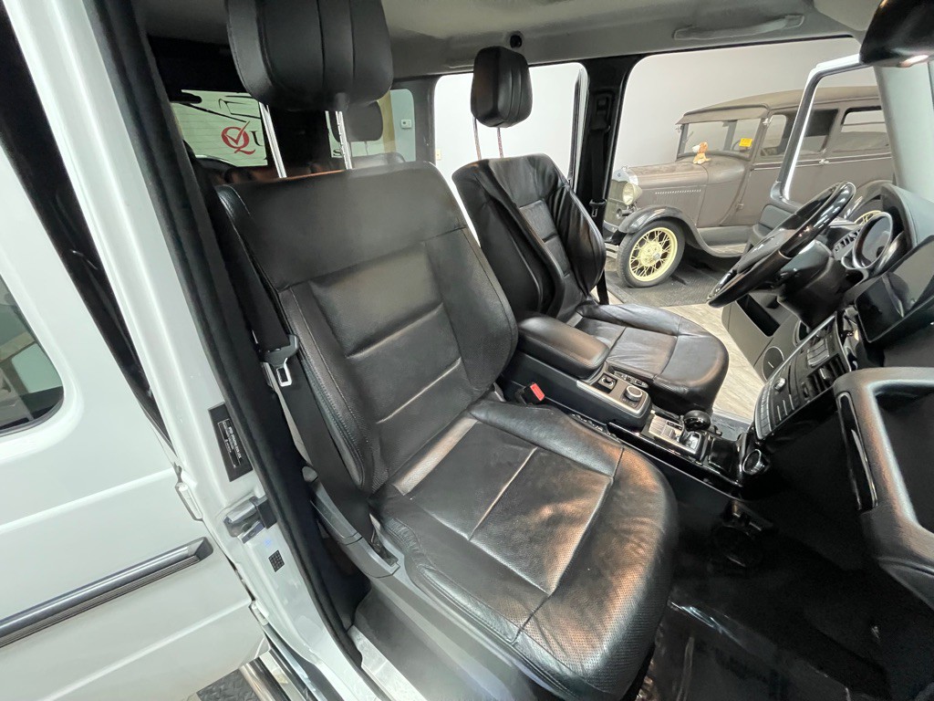 2017 Mercedes-Benz G-Class Image 33