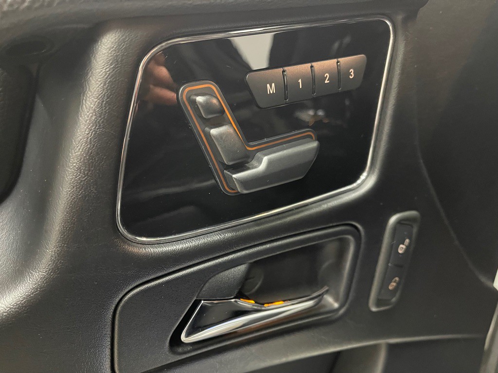 2017 Mercedes-Benz G-Class Image 37