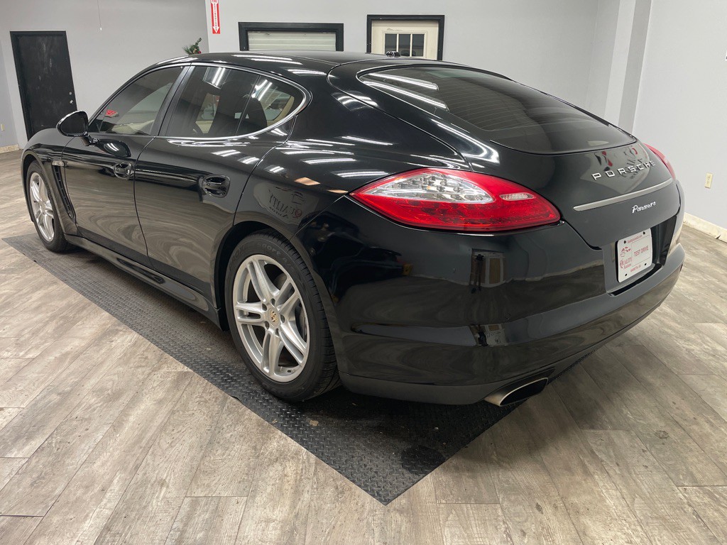 2012 Porsche Panamera Image 7