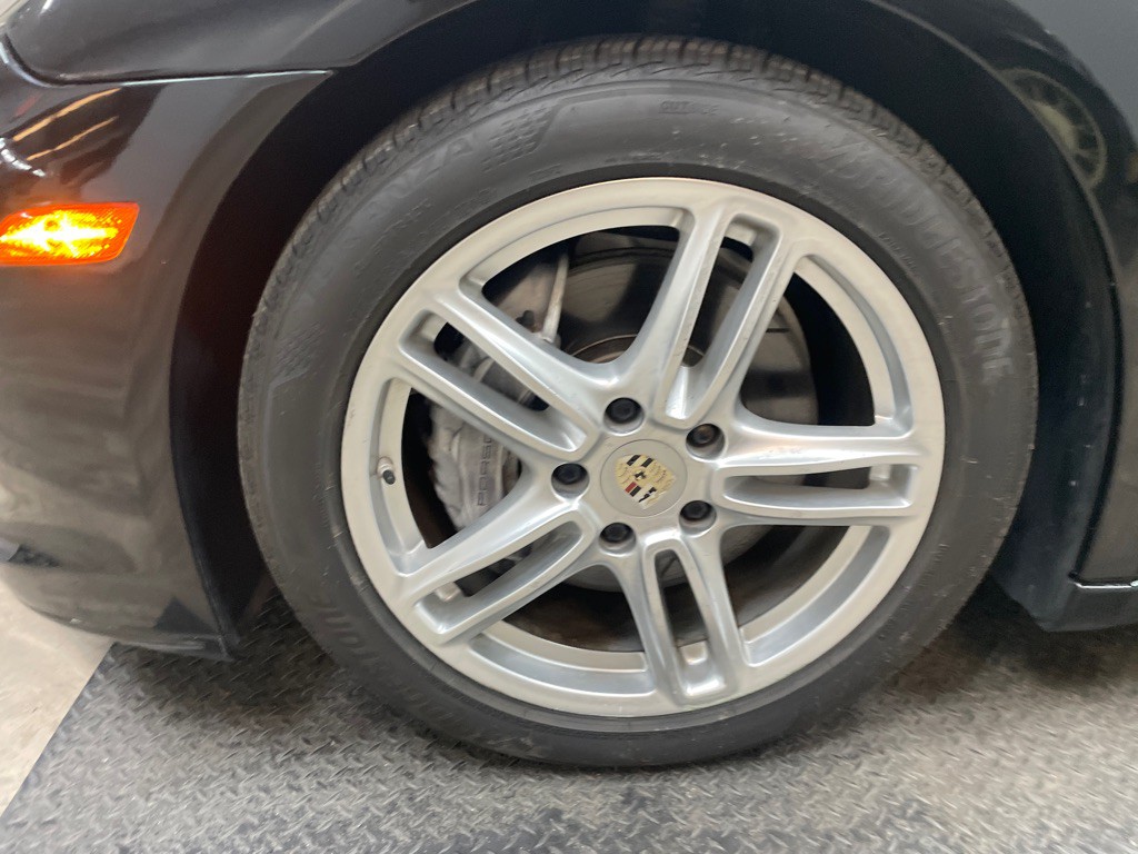 2012 Porsche Panamera Image 44