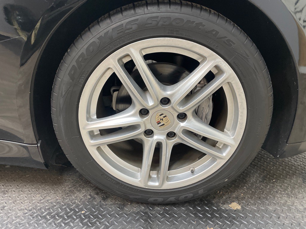 2012 Porsche Panamera Image 45