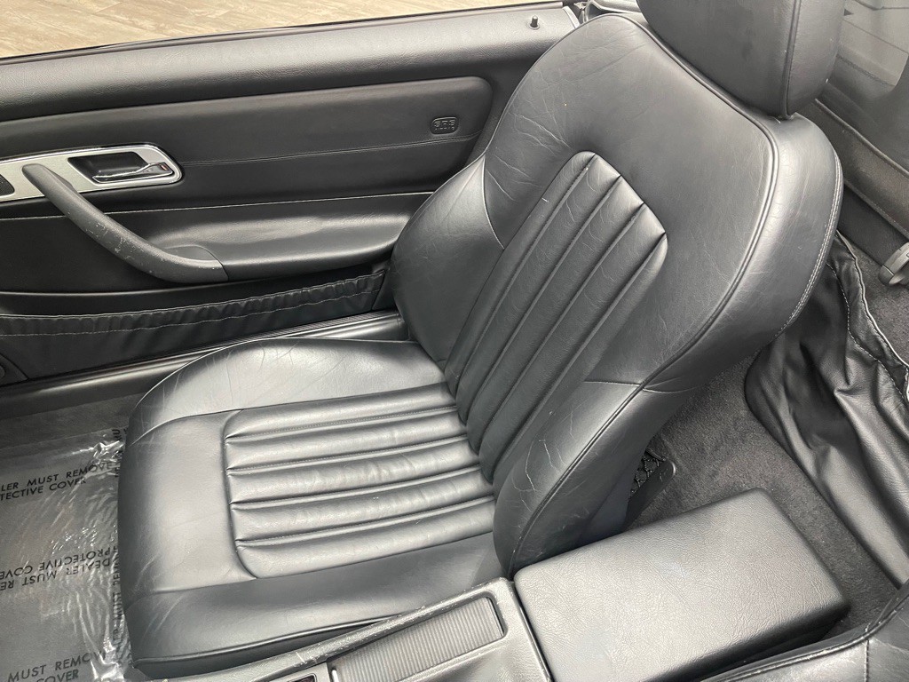 2004 Mercedes-Benz SLK-Class Image 27