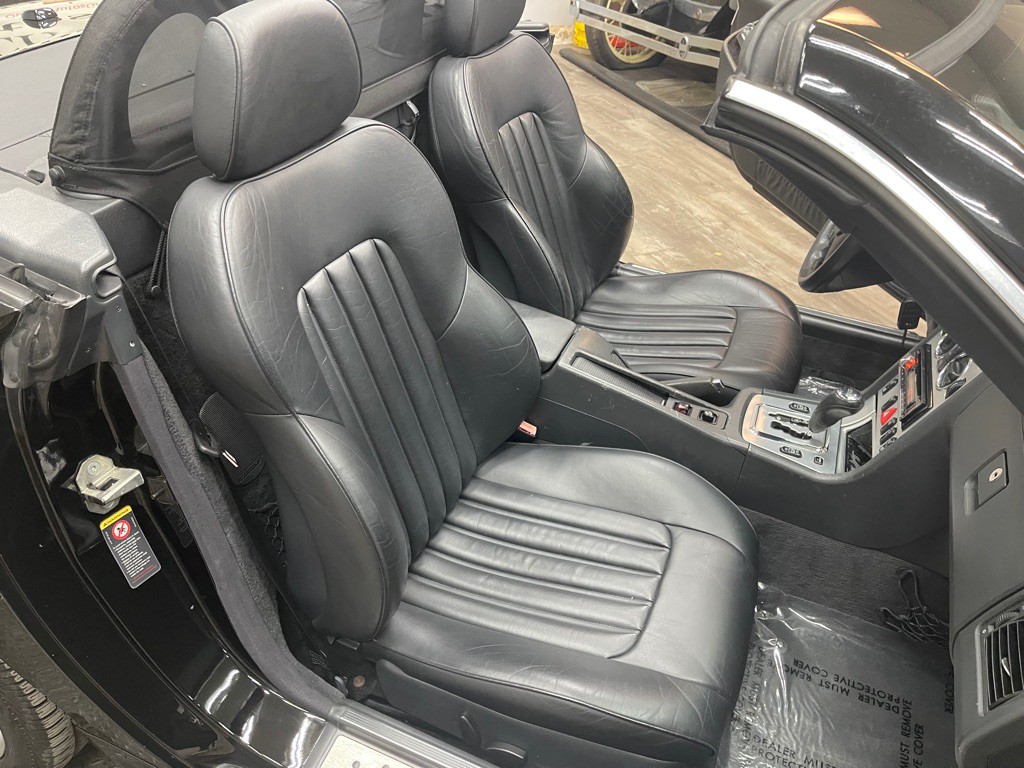 2004 Mercedes-Benz SLK-Class Image 30