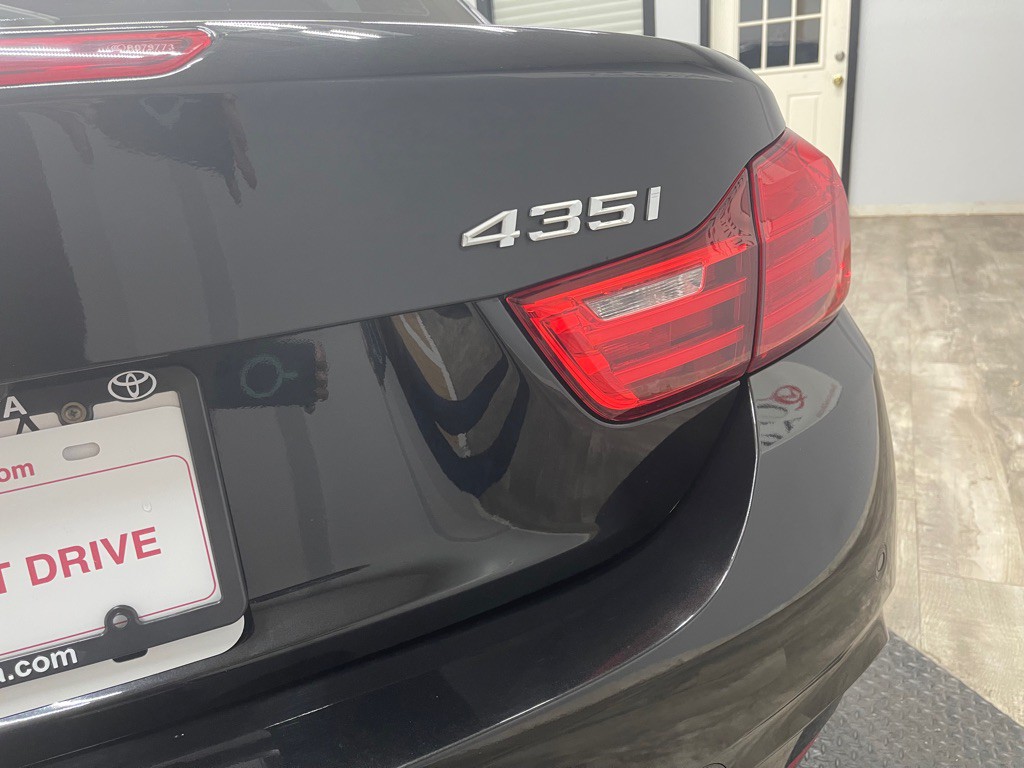 2015 BMW 4 Series Image 21