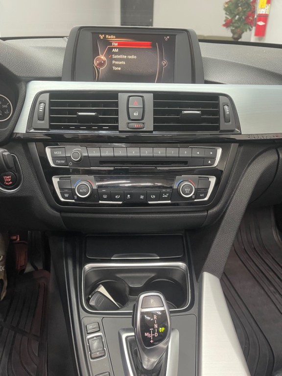 2015 BMW 4 Series Image 35