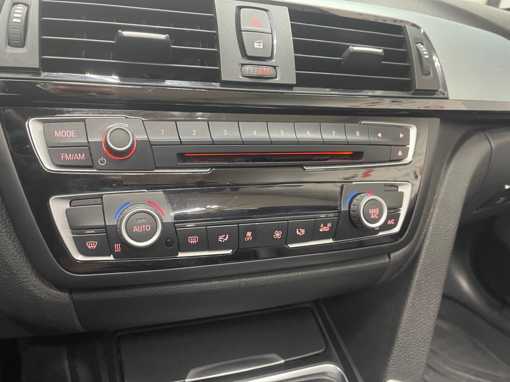 2015 BMW 4 Series Image 37