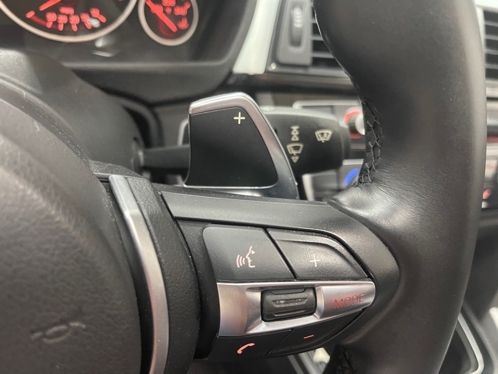 2015 BMW 4 Series Image 39