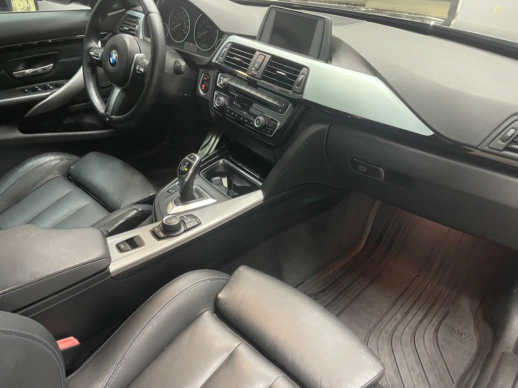 2015 BMW 4 Series Image 46
