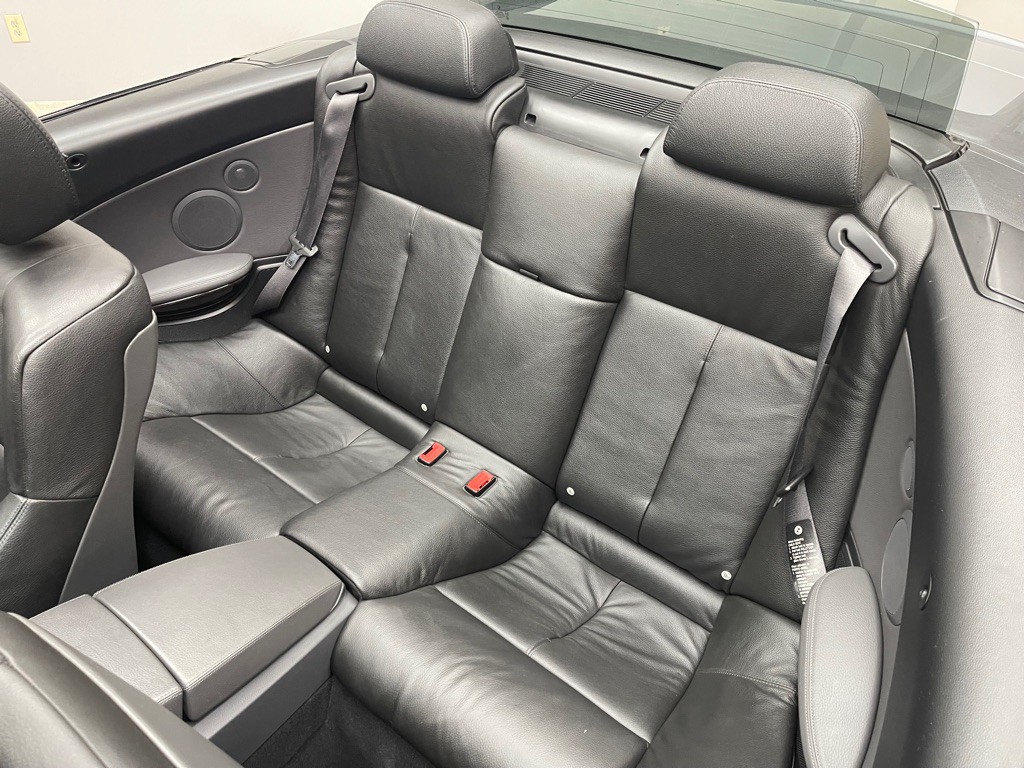 2005 BMW 6 Series Image 33
