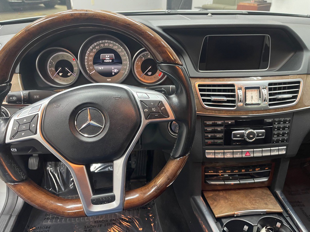 2014 Mercedes-Benz E-Class Image 24