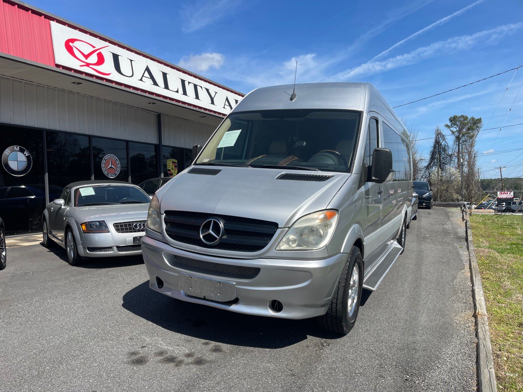 2008 Dodge Sprinter Image 3