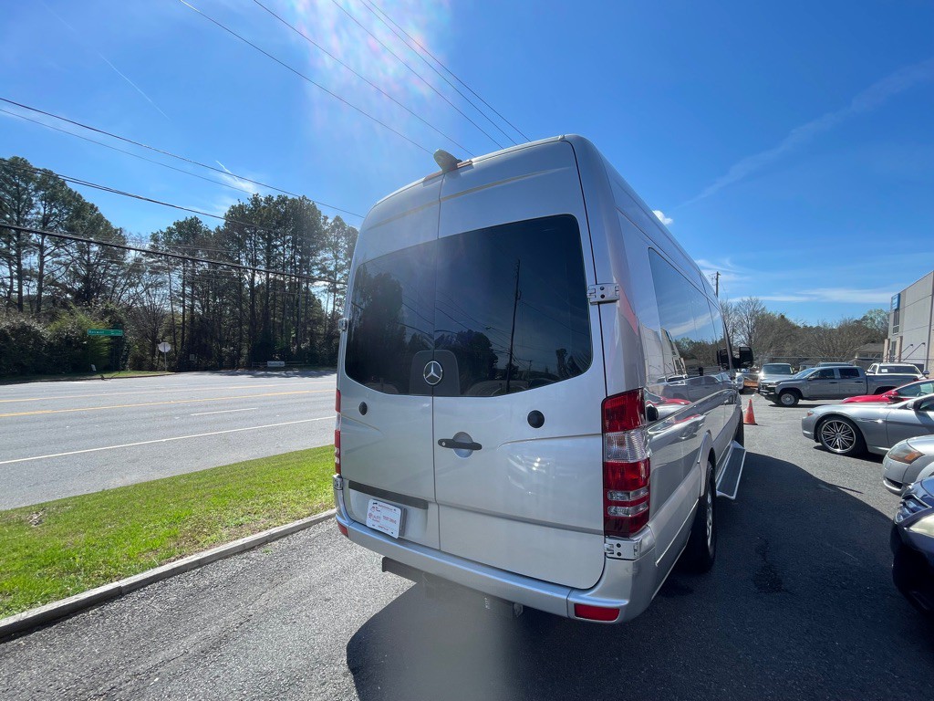 2008 Dodge Sprinter Image 9