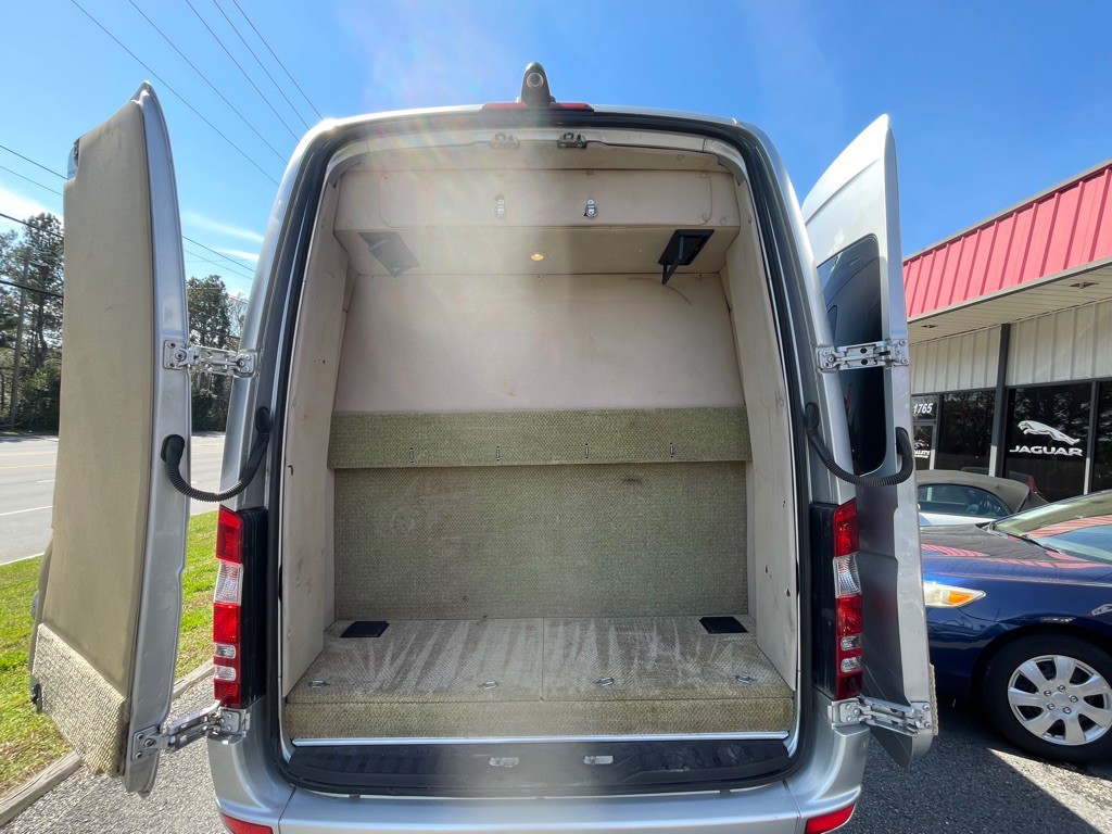 2008 Dodge Sprinter Image 10