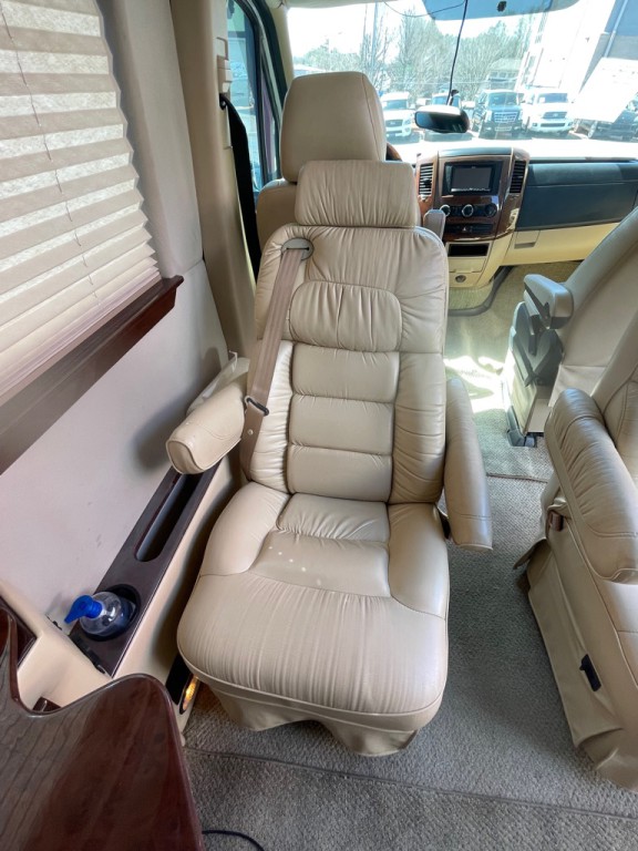 2008 Dodge Sprinter Image 27