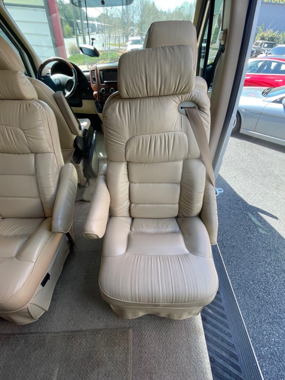 2008 Dodge Sprinter Image 28