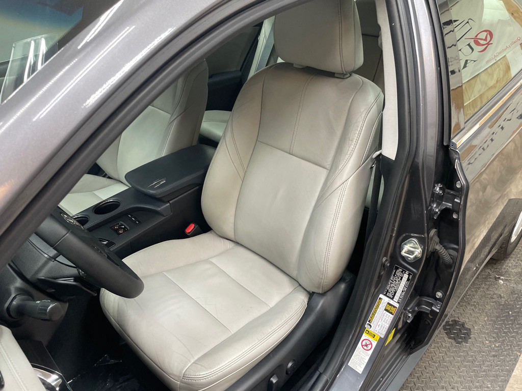 2015 Toyota Avalon Image 17