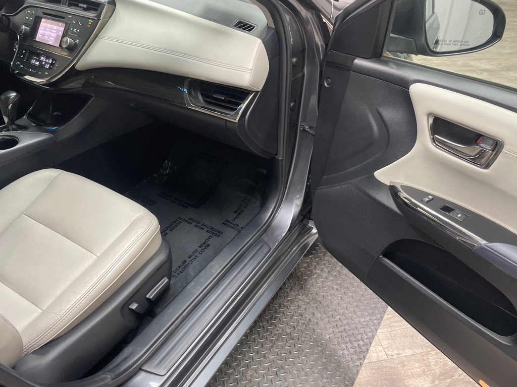 2015 Toyota Avalon Image 37