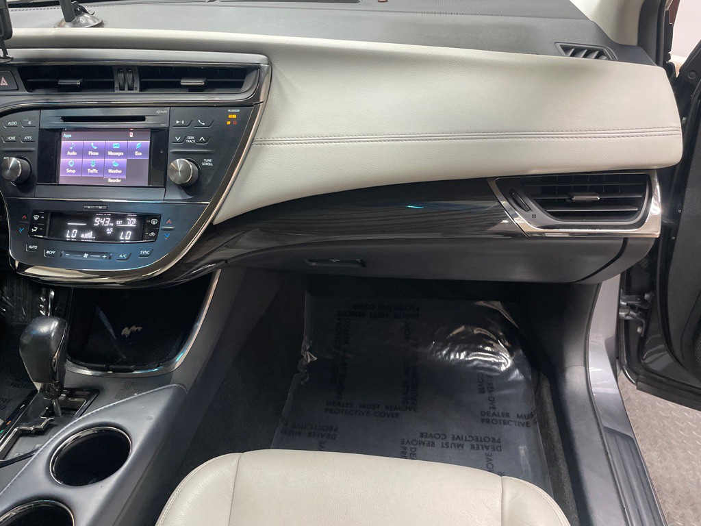 2015 Toyota Avalon Image 40