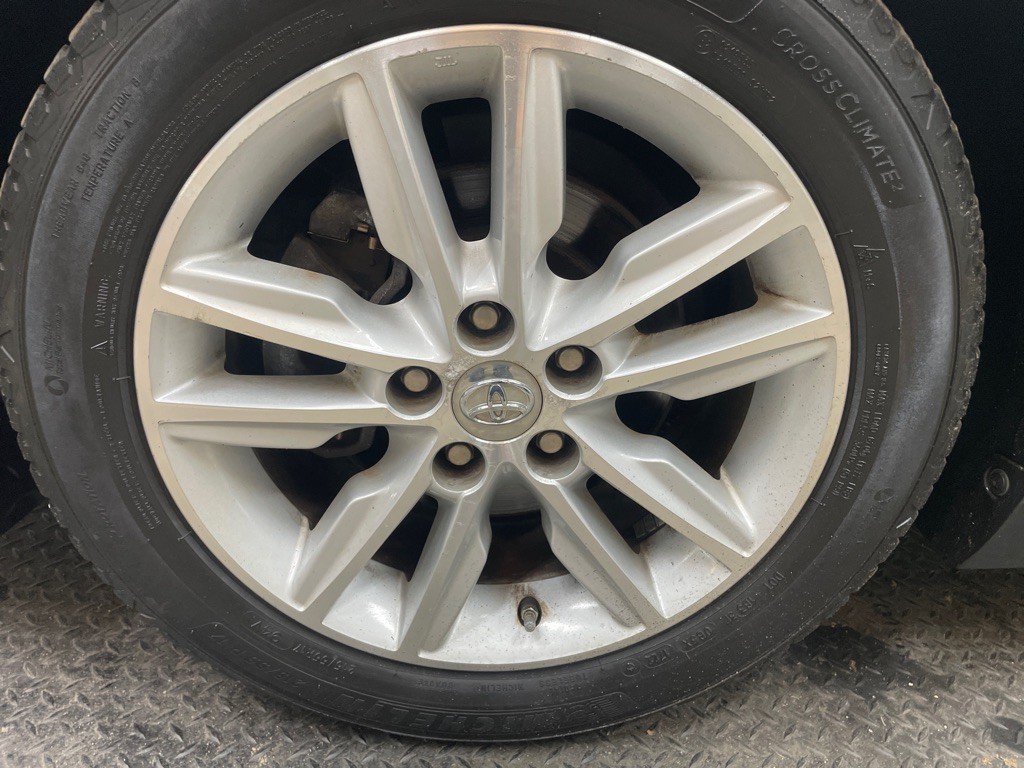 2015 Toyota Avalon Image 49