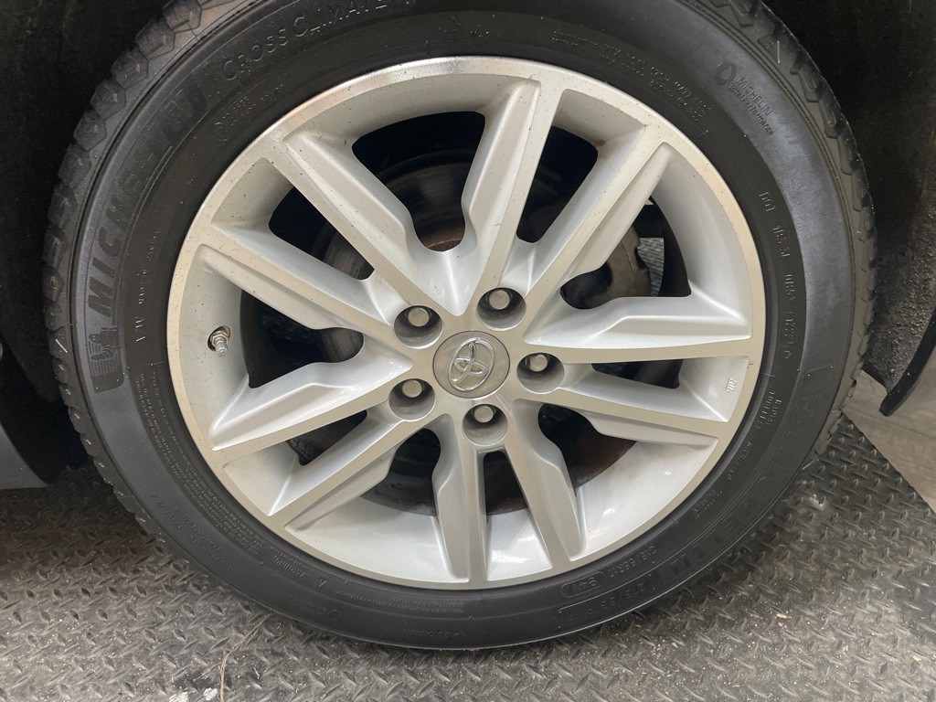 2015 Toyota Avalon Image 50