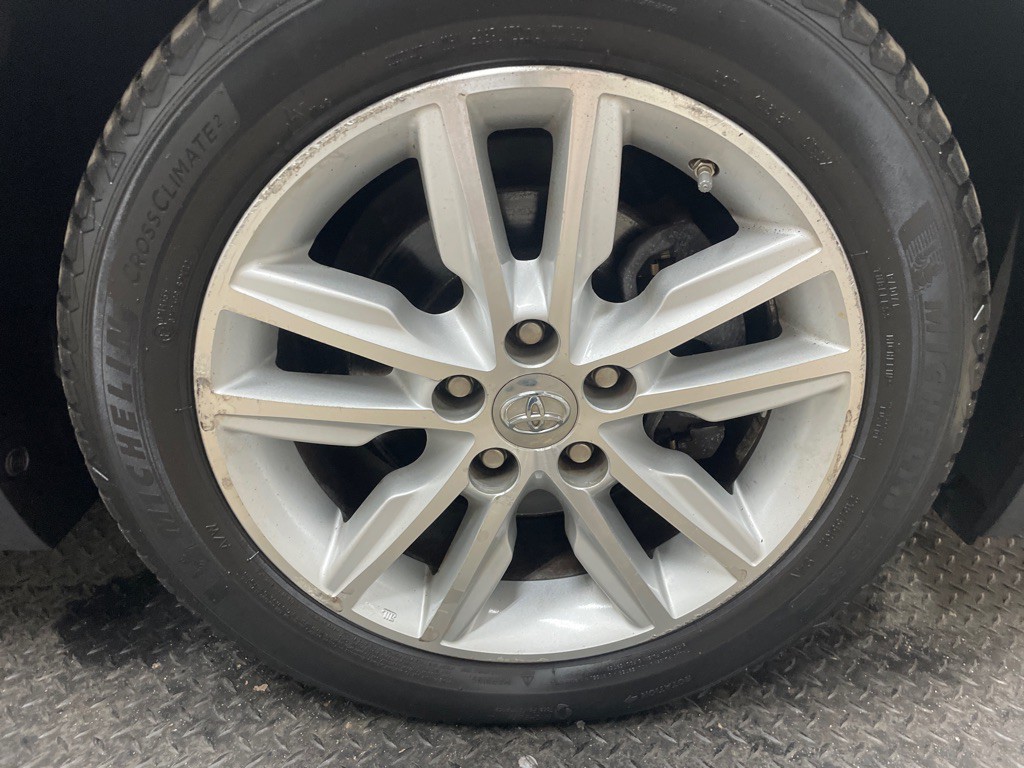 2015 Toyota Avalon Image 52