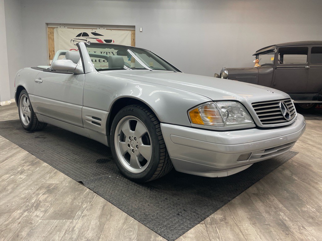 2000 Mercedes-Benz SL-Class Image 3