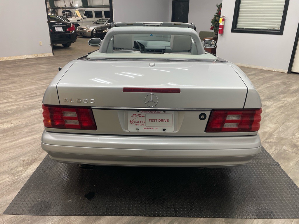 2000 Mercedes-Benz SL-Class Image 9
