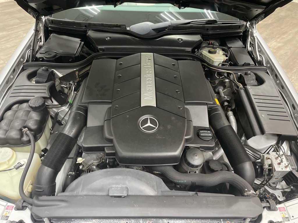 2000 Mercedes-Benz SL-Class Image 36