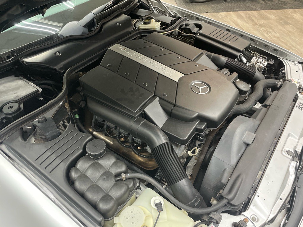 2000 Mercedes-Benz SL-Class Image 37
