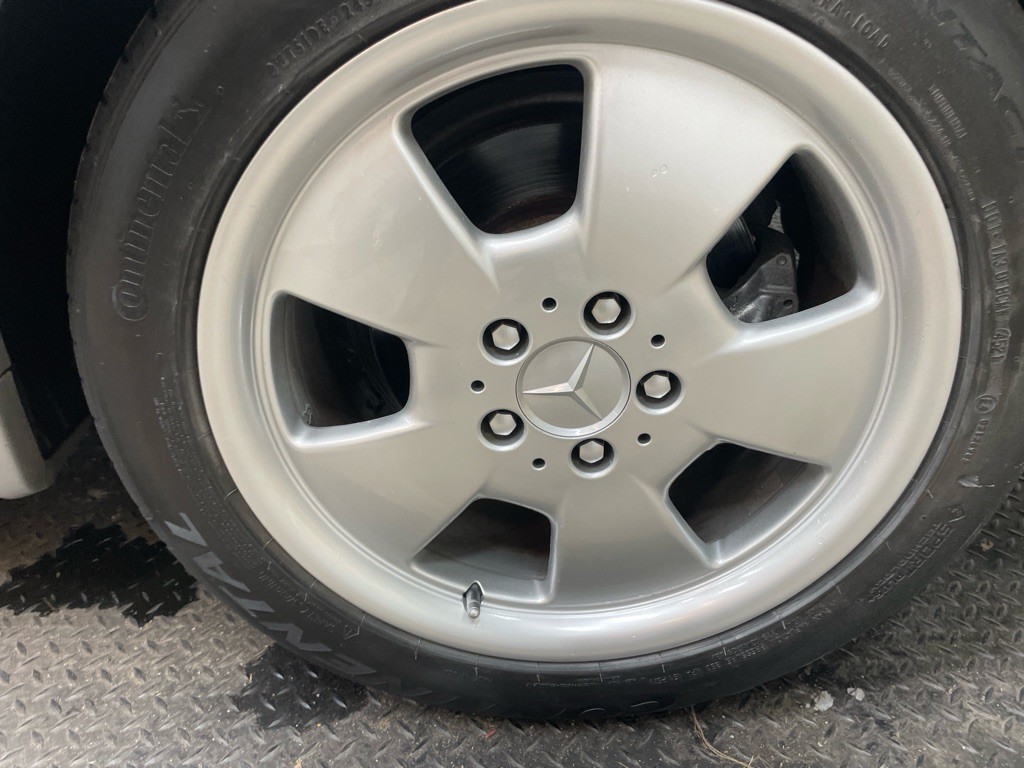 2000 Mercedes-Benz SL-Class Image 41