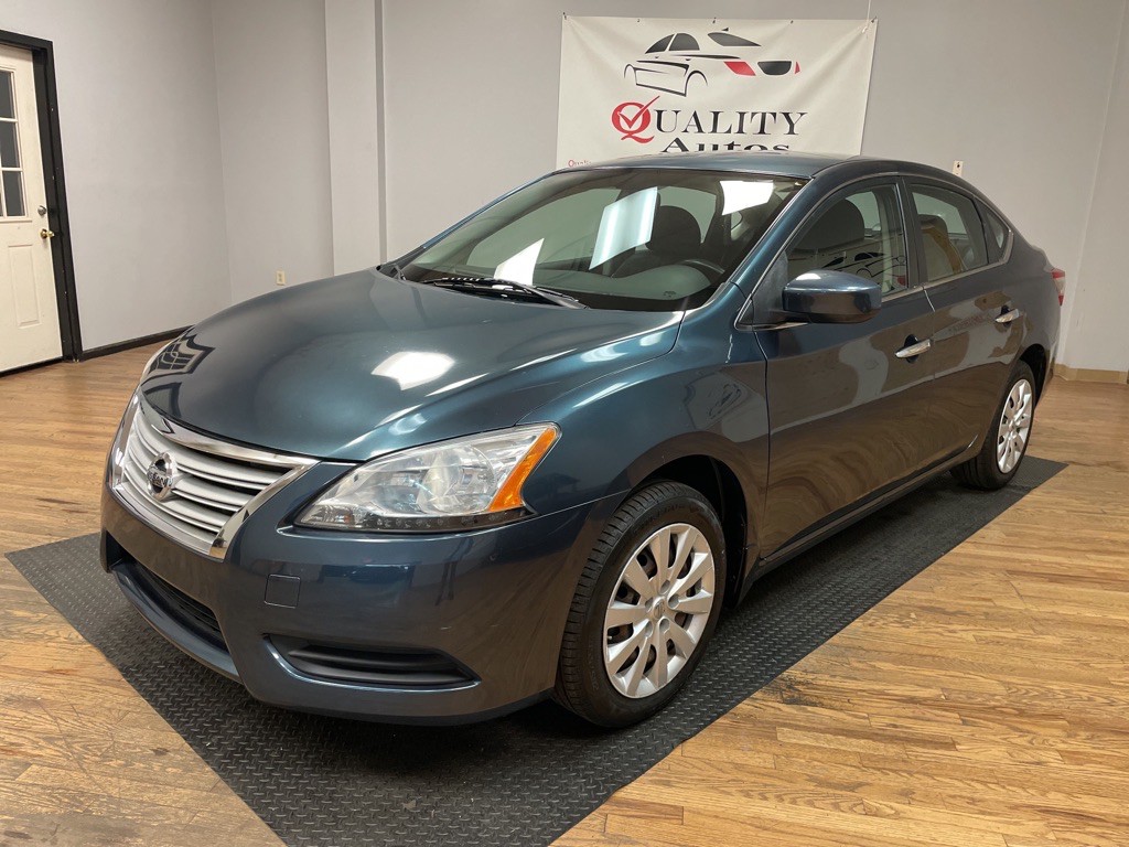 2015 Nissan Sentra Image 1