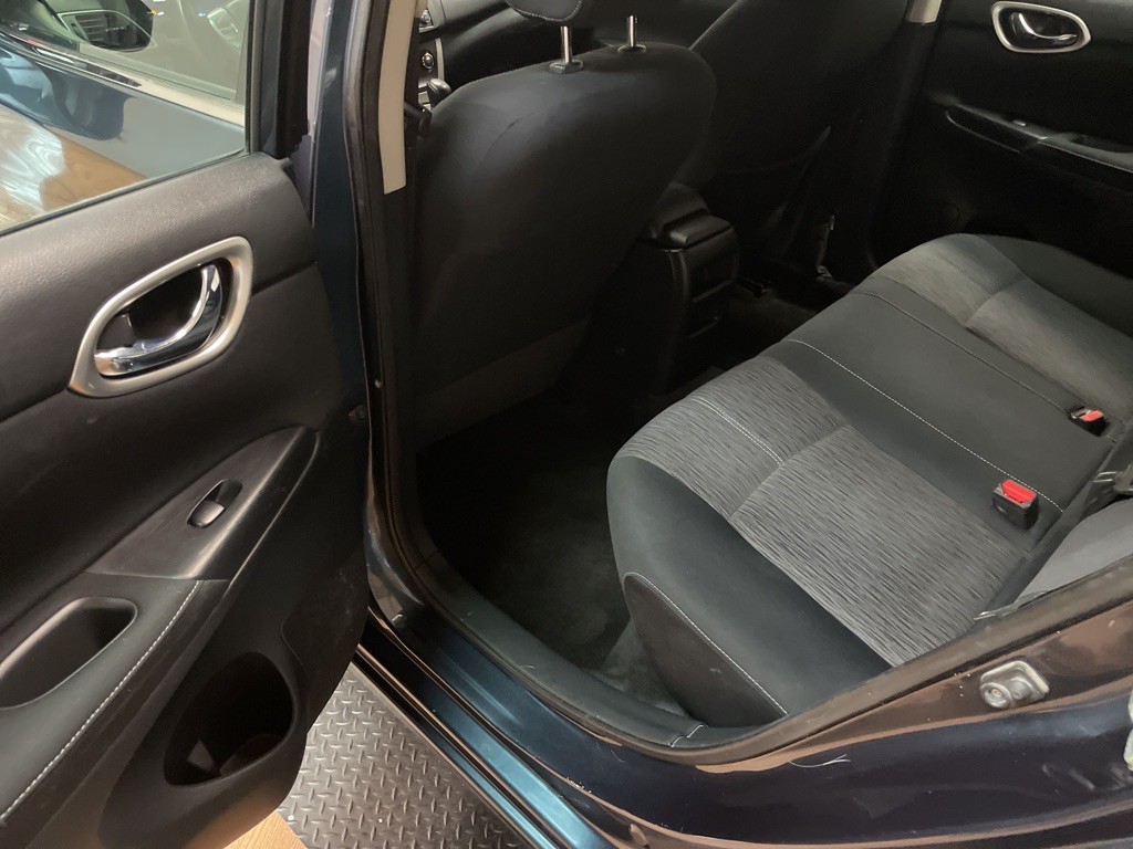 2015 Nissan Sentra Image 15