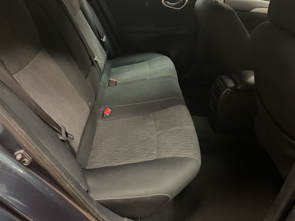2015 Nissan Sentra Image 20