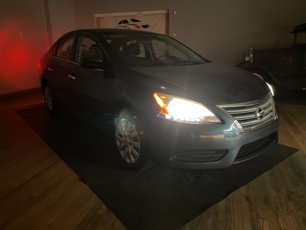 2015 Nissan Sentra Image 32