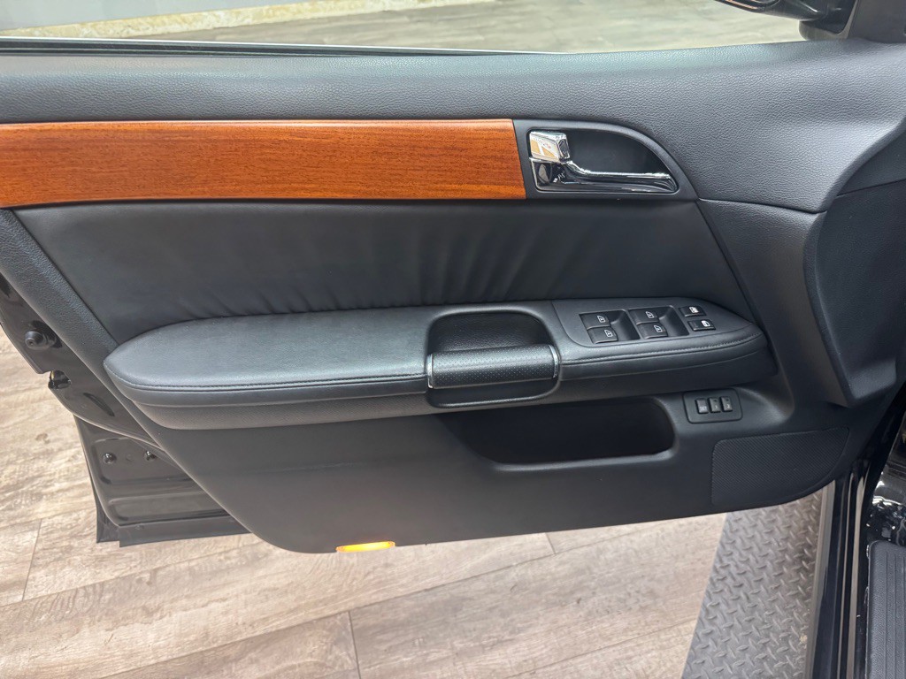 2006 INFINITI M45 Image 12