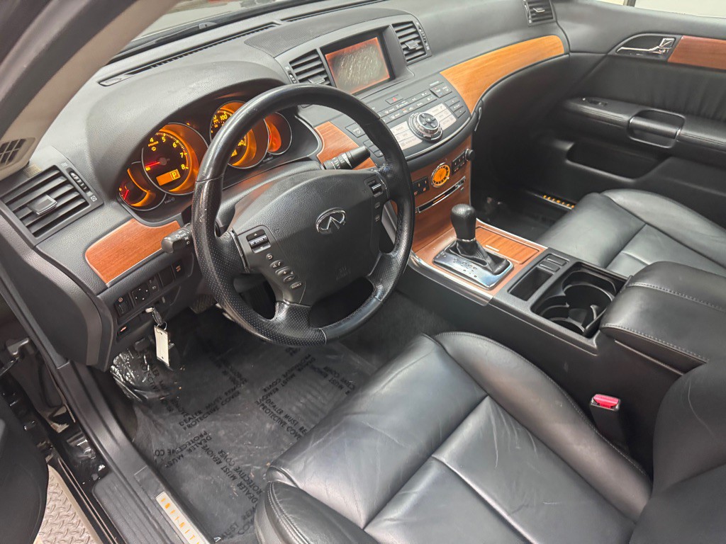 2006 INFINITI M45 Image 16