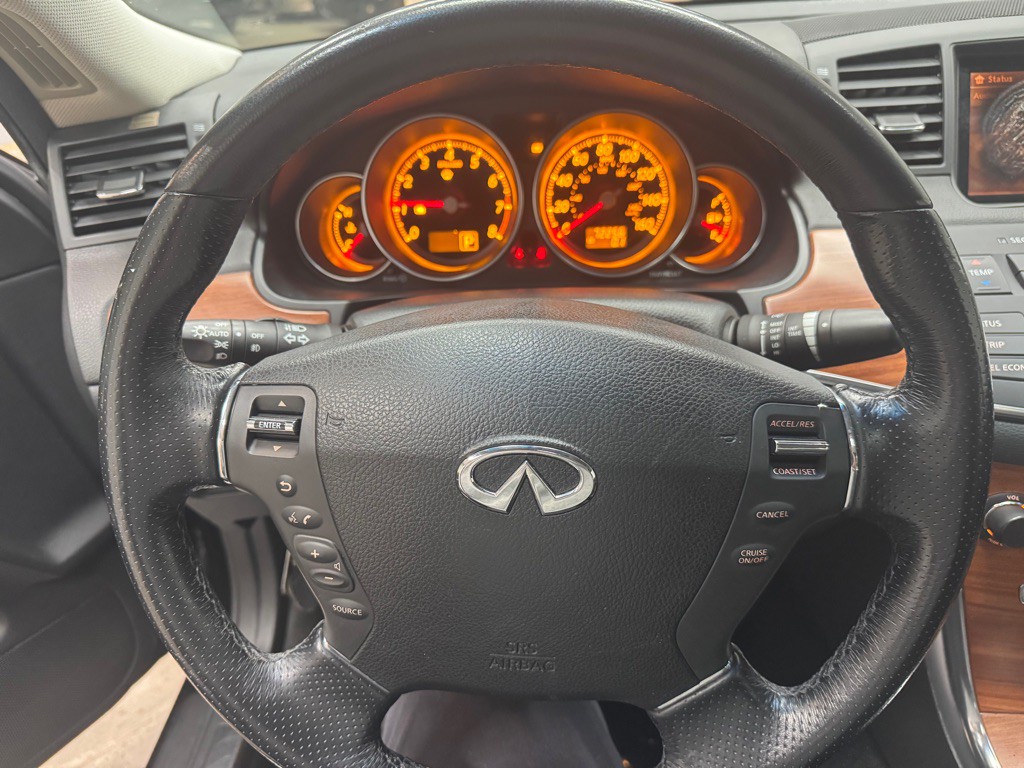 2006 INFINITI M45 Image 17
