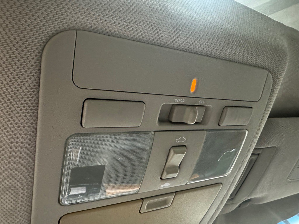 2006 INFINITI M45 Image 24