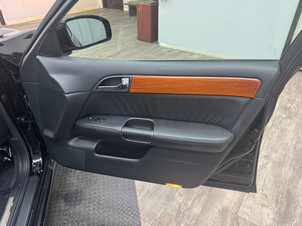 2006 INFINITI M45 Image 33