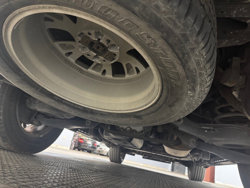 2011 INFINITI QX56 Image 13